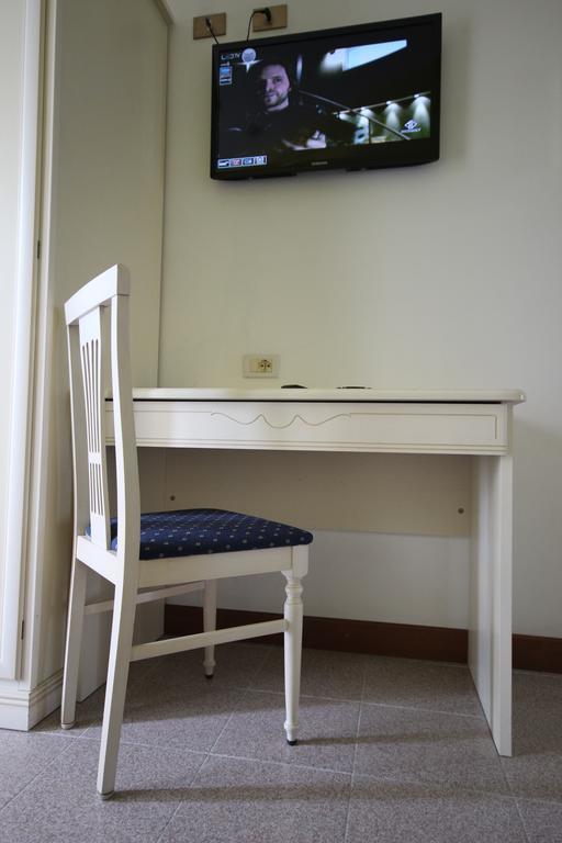 Hotel Roma Лидо ди Йезоло Екстериор снимка
