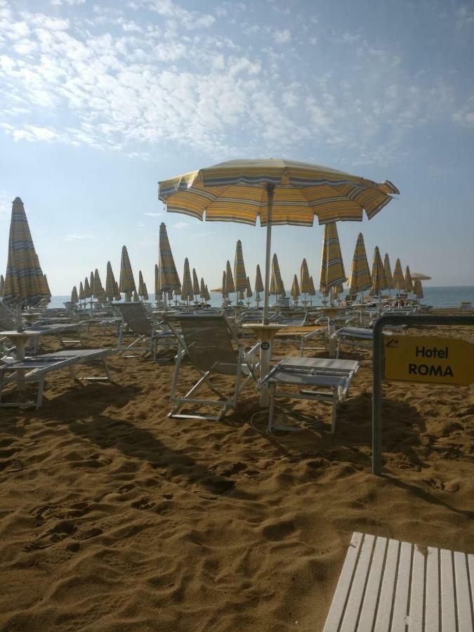 Hotel Roma Лидо ди Йезоло Екстериор снимка